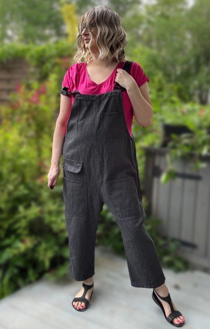 Jeansowe ogrodniczki plus size WEEKEND W KIESZENIACH