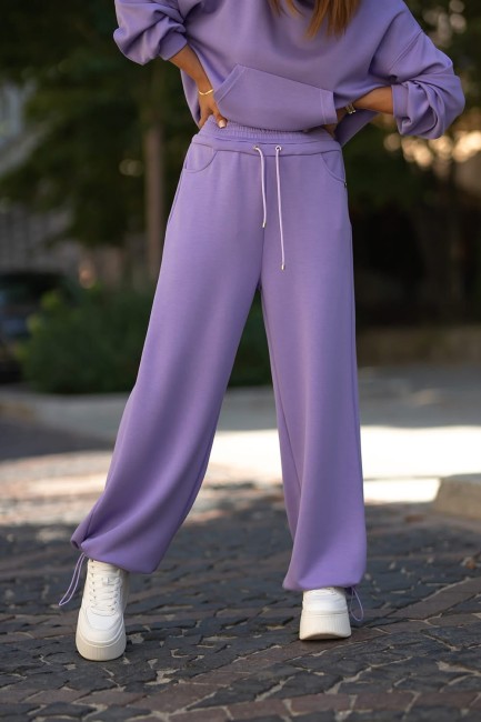 Masełkowe spodnie plus size SWOBODNE fioletowe od BASTET