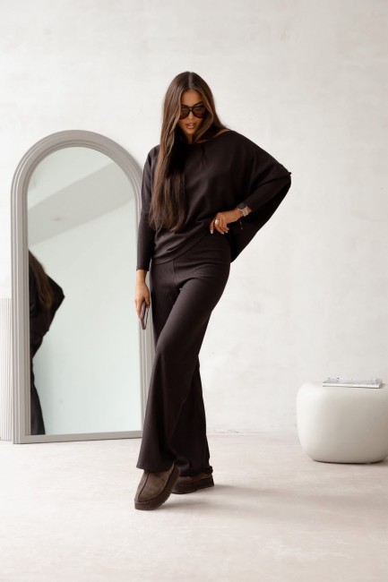 Komplet prążkowany RIBELLA brązowy