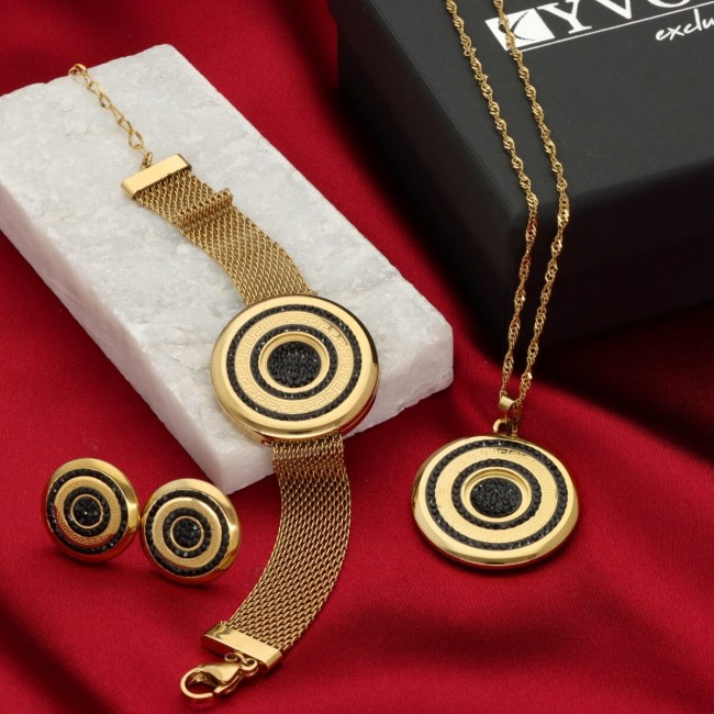 Złoty komplet bransoletka i naszyjnik z czarnym medalionem 