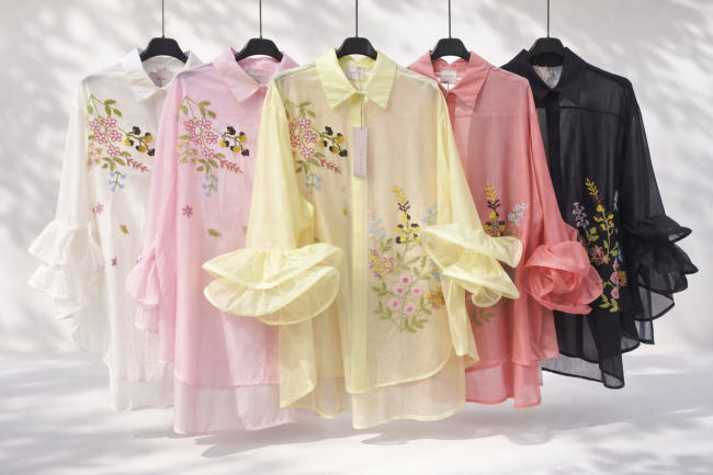 PREMIUM  koszula plus size HAFTOWANA MGIEŁKA różowa