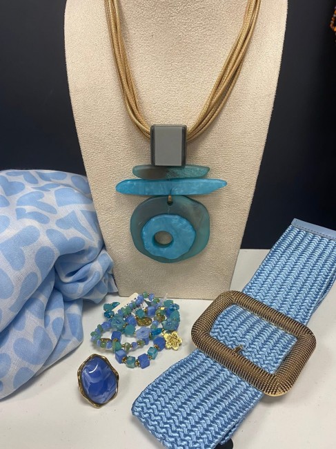 Duży artystyczny wisior turkusowy