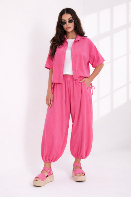 Sztruksowa koszula narzutka oversize różowa